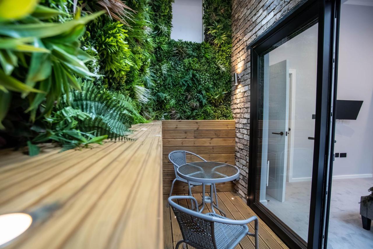 Modern & Chic One Bedroom Apartments In Fitzrovia By Sojo Stay Лондон Екстериор снимка